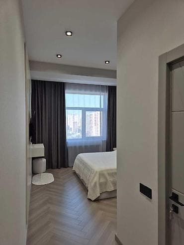 studio menziller: İcarəyə verilir 3 otaqlı yeni tikili 125 m², 28 May m. Kateqoriya — 7