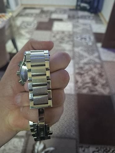 gumus qolbaqlar kisi ucun: Наручные часы, Hublot, цвет - Черный — 4