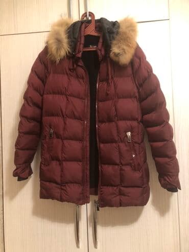 женские длинные пуховики: Qışlıq qadın/pərdəsiz şişmə gödəkçə - Rəng: bordo - Model: qutulu — 1