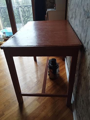 saatlar type 0: Stol 110 En 68 sm ayaqdan hün 77 sm — 4