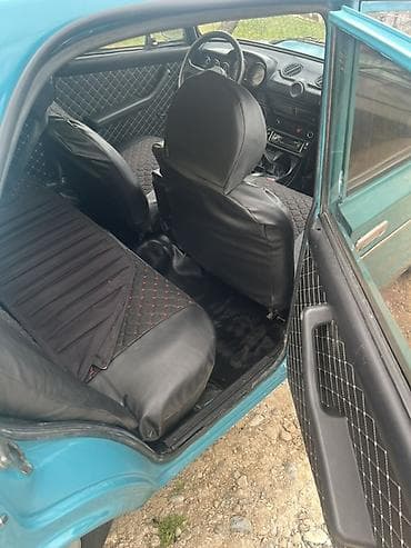 turbo.az avtomobil: VAZ 2106 sedan – mavi rəng, 4 qapı Texniki xüsusiyyətlər və təchizat — 4