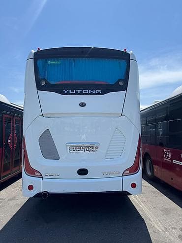 bmw e 39: Mercedes-Benz Sprinter: 2.5 l | 2026 il Mikroavtobus — 7