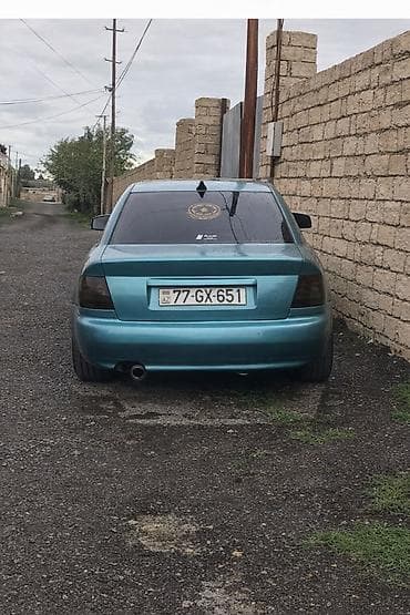 qaz otuz bir: Audi A4: 1.8 l | 1998 il Sedan — 6