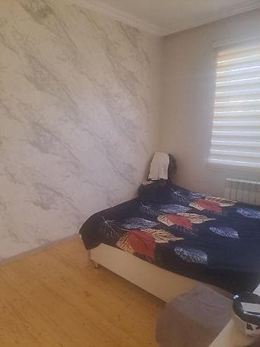 modern evler: 1 mərtəbəli həyət evi - Plan: girişdə daş pilləkənli eyvan, dəhliz, 2 — 8