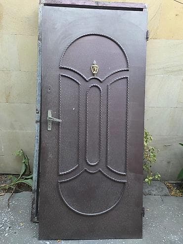 Dəmir giriş qapısı - Material: tam metal konstruksiya, möhkəm çərçivə lalafo.az -da Dəmir giriş qapısı - Material: tam metal konstruksiya, möhkəm çərçivə