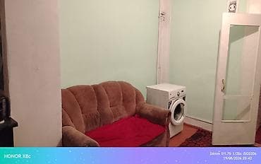 ev menzil: Kirayə üçün tam mebellı 2 otaqlı mənzil - Geniş qonaq otağı: divan — 8
