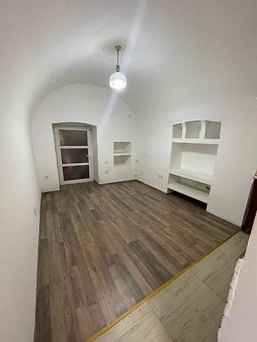 doner icare: Mərdəkanda birinci işıqfordan sonra vaquş mağazası ilə üzbəüz dalanda — 3