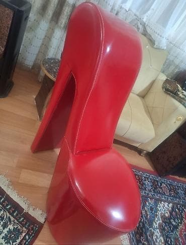 вешалка для брюк и рубашек напольная: Для кухни, цвет - Красный Стул — 1