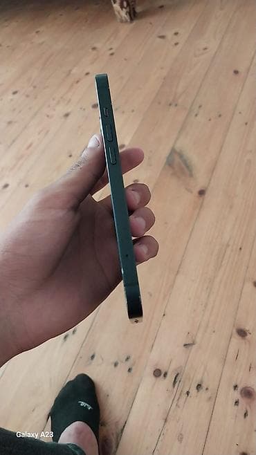 alfa term: IPhone 13, 256 GB, Qara — 2