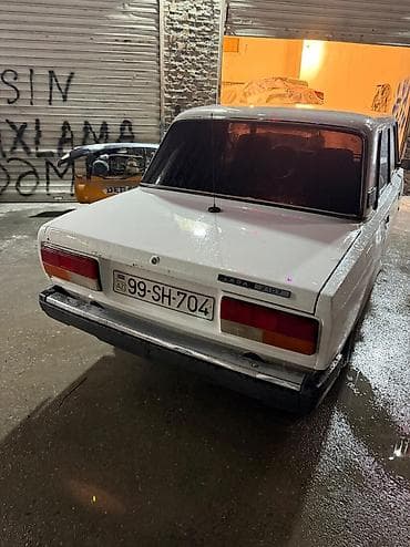 kreditle 07 masinlar: VAZ (LADA) 2107: 1.6 l | 2003 il 15234 km Sedan — 3