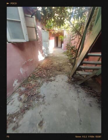 7 ve 8 mkr satilan evler: 8 otaq, 220 kv. m — 7