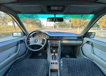 yevlax masin bazari: Mercedes-Benz E 230: 2.3 l | 1989 il — 1