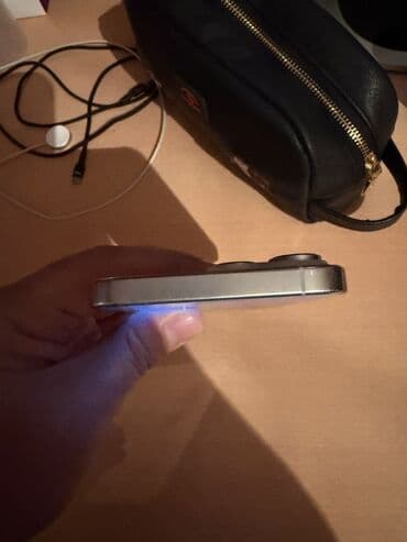 Техника для кухни: IPhone 16 Pro Max, 512 ГБ, Серебристый, Face ID — 2