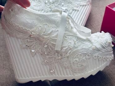 nişan donları instagram: Ayaqqabı,Türkiyədən alınıb 100$ 1 dəfə toya geyinilib — 1