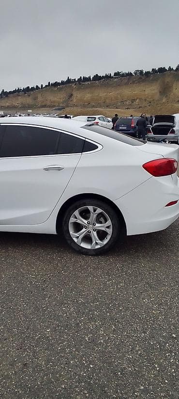 vaz 2106 qapıları: Chevrolet Cruze: 1.4 l | 160 km Sedan — 4