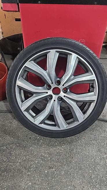 İşlənmiş Disk təkər 235 / 40 / R 19, 5 Boltlu