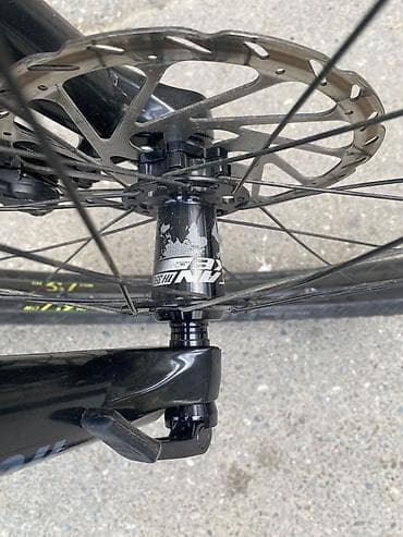 Trinx m100 elite ideal veziyyetde ustunlukleri Rock shox 35 silver rl — 6