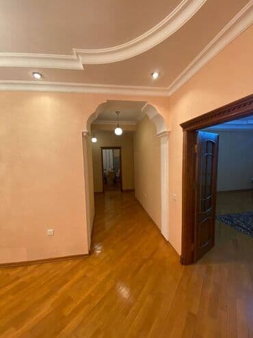 yeni evlər: Bakıxanov qəs., 4 otaqlı, Yeni tikili, 170 kv. m — 5