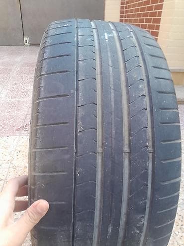 Yağlar və avtokimyəvi maddələr: İşlənmiş Şin Pirelli 275 / 35 / R 20 — 7