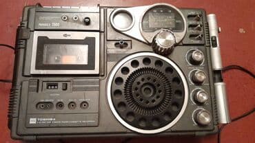 ov əşyaları: Для коллекционеров. Продаю магнитофон "Toshiba" RT2800 производства — 1