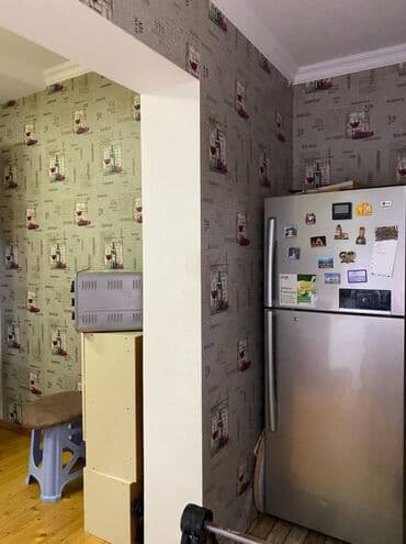 9 ci mikrorayon satilan evler: Bakı, 2 otaqlı, Köhnə tikili, m. Əhmədli, 65 kv. m — 10