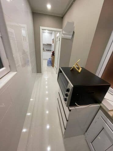 günü: Bakı, Yeni Günəşli Massiv A, 3 otaqlı, Köhnə tikili, 65 kv. m — 24