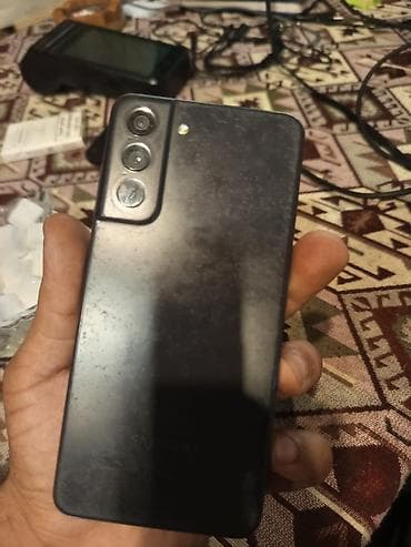 z fold 3: Samsung Galaxy S21 FE, 128 GB, rəng - Qara, Simsiz şarj — 3