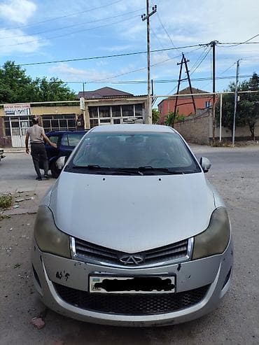Nəqliyyat: Chery : 1.5 l | 2012 il 350000 km Sedan — 1