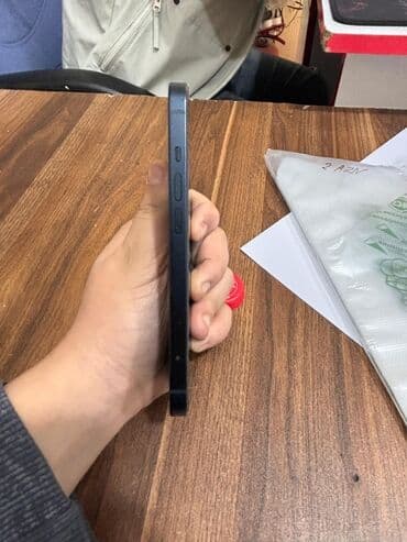 iphone turkiye: IPhone 13, Qara — 3