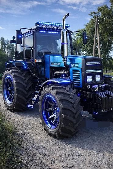 kreditlə masinlar: Salam kredite traxtır satan olsa ilkin ödeniş 1000 azn ödeniş edib — 1