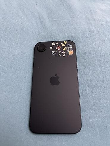 babyliss e 837: IPhone 16e, 128 GB, Qara, Face ID — 2