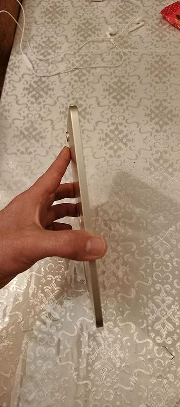 i̇pad mini: İşlənmiş Apple iPad 9 (2021), 10,2", 64 GB — 2