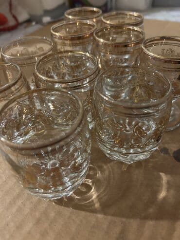 Qab-qacaq və mətbəx ləvazimatlarının alışı: Rümkalar, rəng - Qızılı, Şüşə — 1