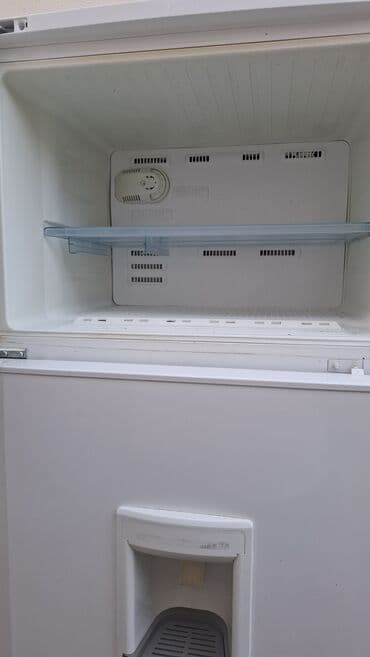 dispenser beko: Beko iki qapılı soyuducu Xüsusiyyətlər: - Üst hissədə dondurucu — 3