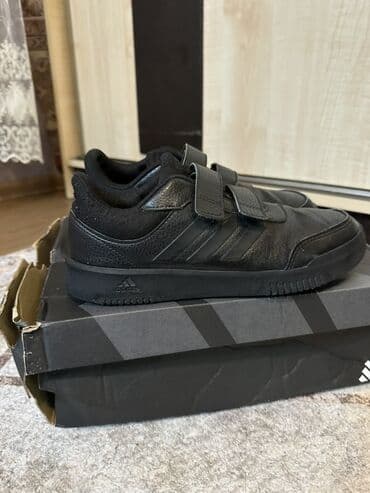 krasovka qizlar ucun: Krossovka, Uniseks, 38, Adidas — 1