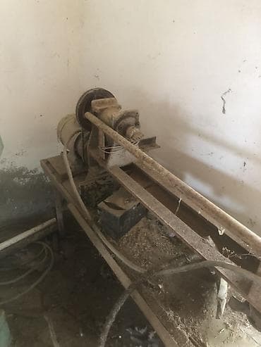 Tikinti daşları: Ağac torna dəzgahı 3fazali - Elektrik mühərriki ilə kəmər ötürücülü — 6