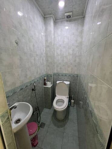 ist petrol tbilisi prospekti: Bakı, Yeni Günəşli Massiv Q, 3 otaqlı, Köhnə tikili, 80 kv. m — 13