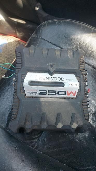 Kenwood KAC-M525 avtomobil gücləndiricisi - Maksimal güc: 350W