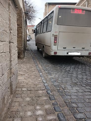 qusarda satilan evler: Əmircan qəs. 1 otaqlı, 40 kv. m, Kredit var, Təmirsiz — 4