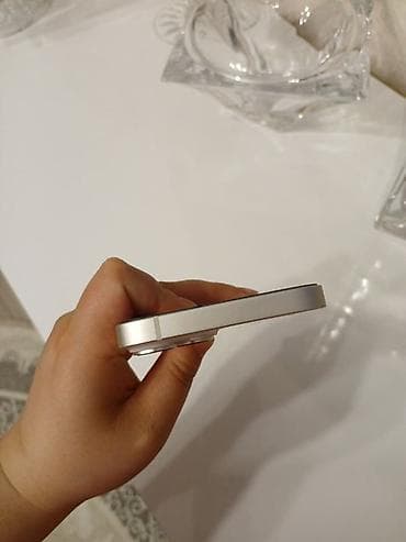 ipad 12: IPhone 13, 128 GB, Ağ — 5