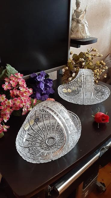 deri parca satisi: Tom sebetler. 25 sm. Gilemeyve ve ya konfet ucun. Cutu 290 azn — 2