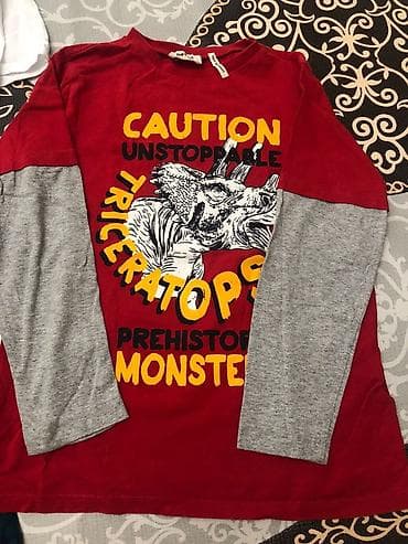 Koftalar, sviterlər: Futbolka, Oğlan üçün, 7 - 8 yaş — 8