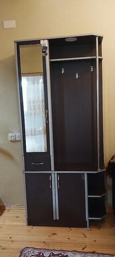 2 qapılı, Güzgülü, Qəhvəyi, Digər material, Açılan, Düz dolab