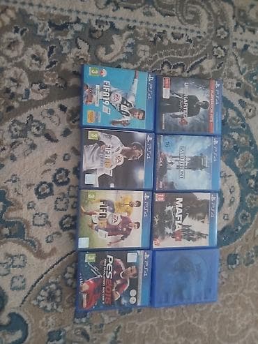 disk dvd: PS4 oyun diskləri paketi barter var BOŞ BEKAR ADAMLAR VƏ ALVERÇİLƏR — 1