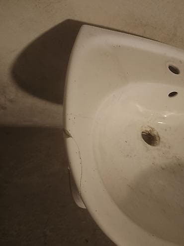 Moydadir altı ela üstünde sol terfde Cat var şekilde gorsenir oncun — 3