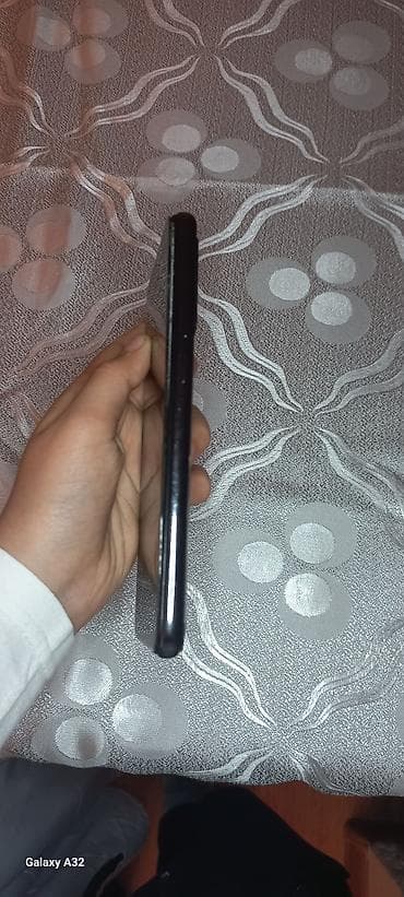 mi 17 pro max: Məhsul: Redmi Note 8 smartfon - Ekran: damla‑notch ön kamera kəsiyi — 3