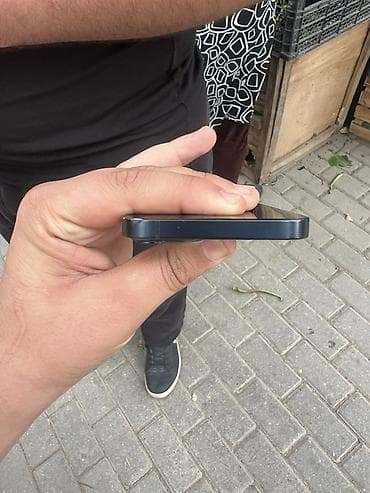iphone 13 oro: IPhone 13, Midnight, Face ID — 6