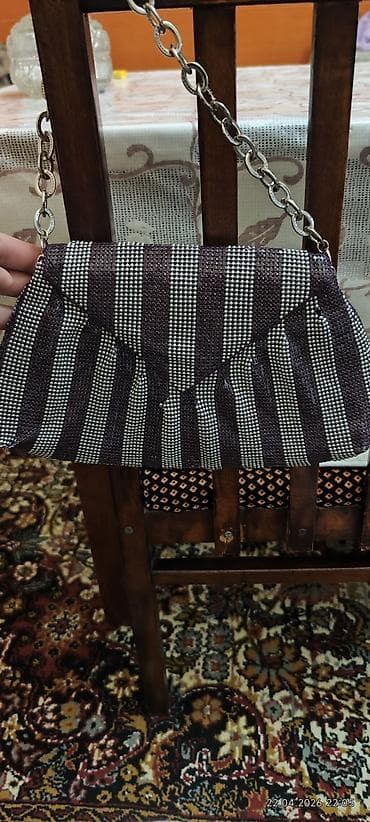 makiyaj cantası: Çiyin çantası — 2