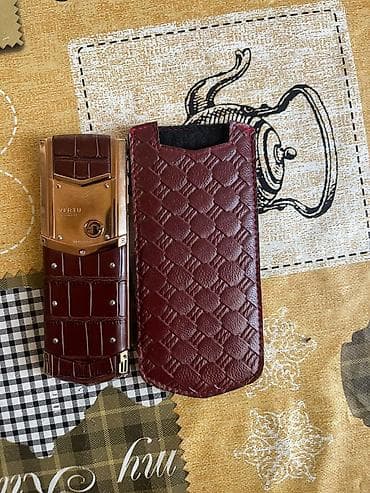 nokia art: Vertu rəng - Qızılı, Düyməli — 1