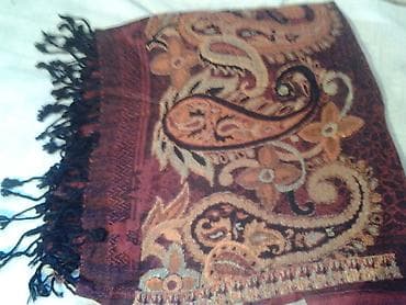 xarı bülbül sancağı: Baş geyimləri — 1